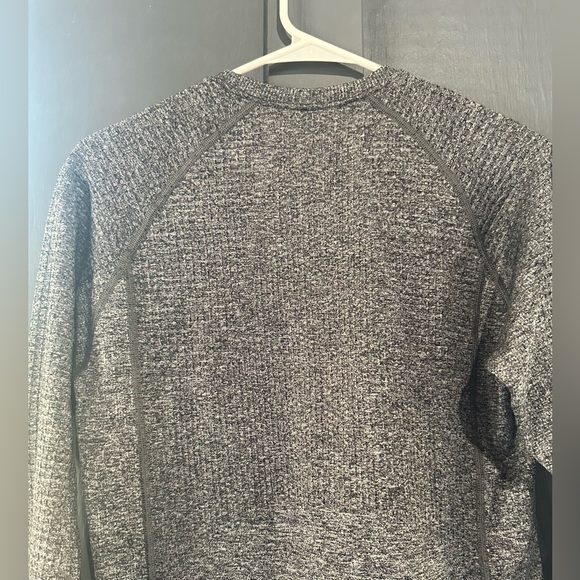 Lululemon Engineered Warmth Top - XS - Picture 5 of 5